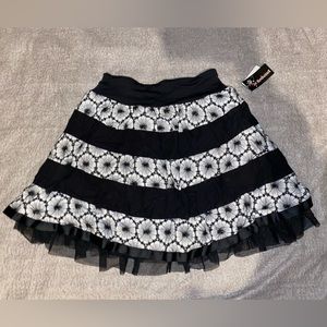 Black and White Short Floral Skirt